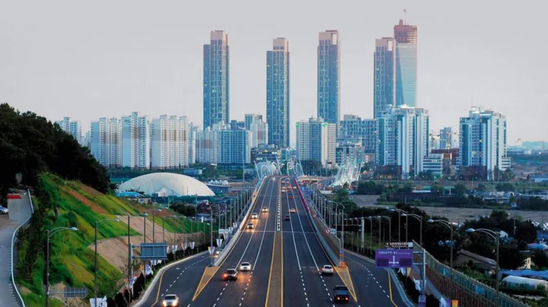 Best Smart Home Neighborhoods in 2025 The Future of Connected Living